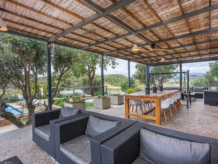 Villa for Sale in Lagoa, Algarve 6