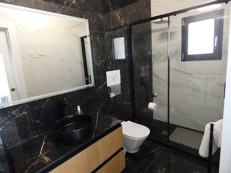 Villa for Sale in Alicante, Alicante 17