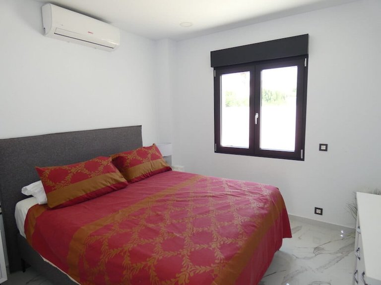 Villa for Sale in Alicante, Alicante 22