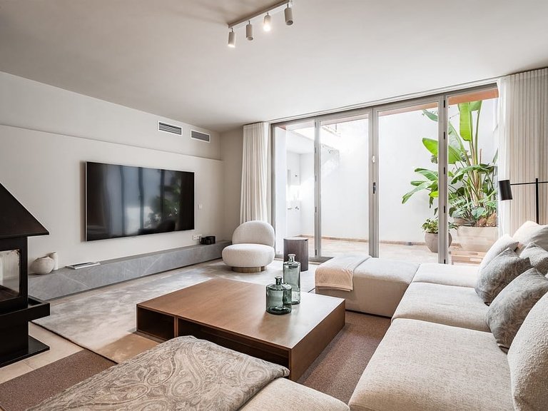 Villa for Sale in Marbella, Malaga 13