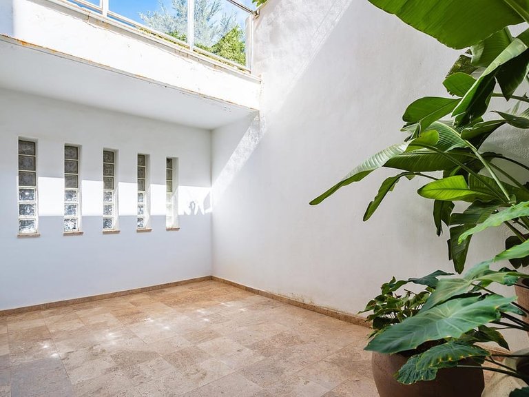 Villa for Sale in Marbella, Malaga 16