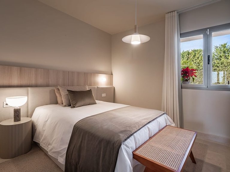 Villa for Sale in Marbella, Malaga 24