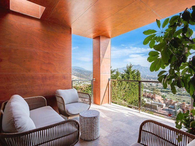 Villa for Sale in Marbella, Malaga 7