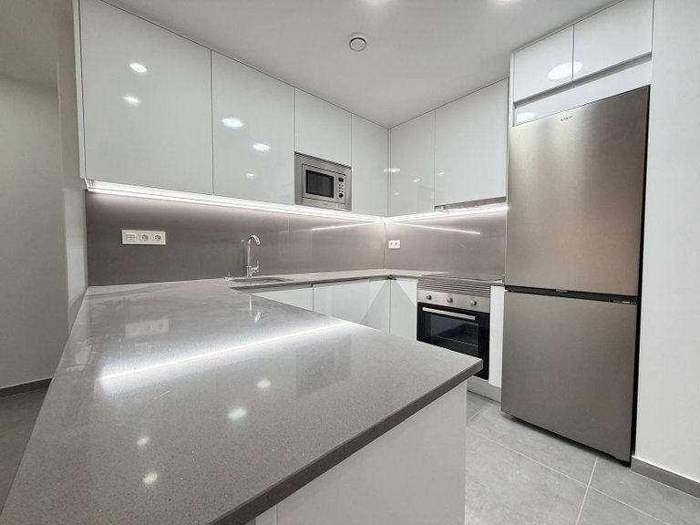 NEW APARTMENT IN THE “ALEGRIA 21” RESIDENTIAL COMPLEX WITH GARAGE INCLUDED 3 BEDROOMS · 2 BATHROOMS · 113 m² · POOL + SAUNA + BARBECUE 7