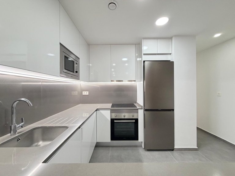 NEW APARTMENT IN THE “ALEGRIA 21” RESIDENTIAL COMPLEX WITH GARAGE INCLUDED 3 BEDROOMS · 2 BATHROOMS · 113 m² · POOL + SAUNA + BARBECUE 8