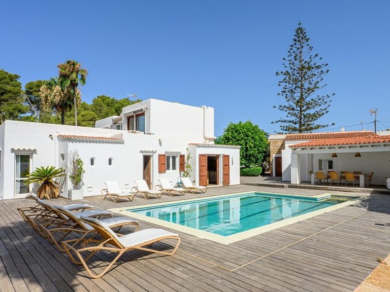 Villa for Sale in Ibiza, Balearic Islands 2