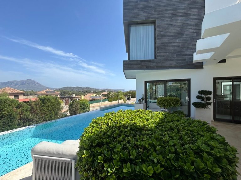 Villa for Sale in Javea, Alicante 7