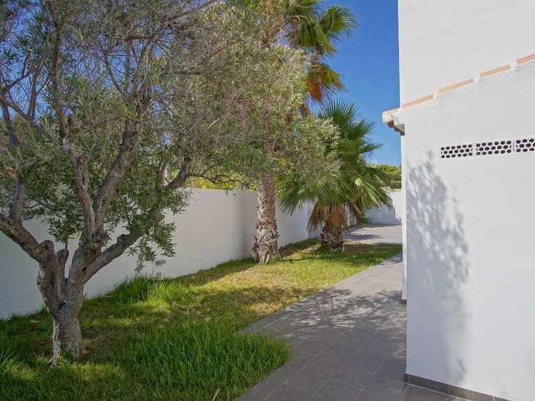 Villa for Sale in Moraira, Alicante 6
