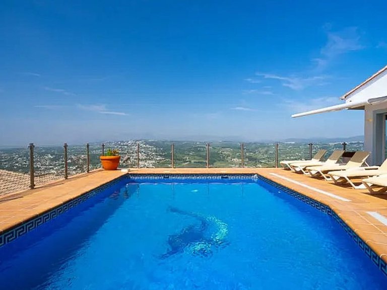 Villa for Sale in Moraira, Alicante 5