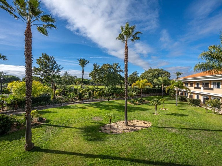 Apartment for Sale in Quinta Do Lago, Algarve 1