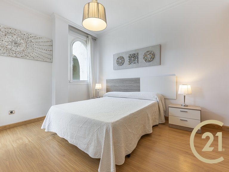 Dúplex en venta en Calle Caserío, 4 6