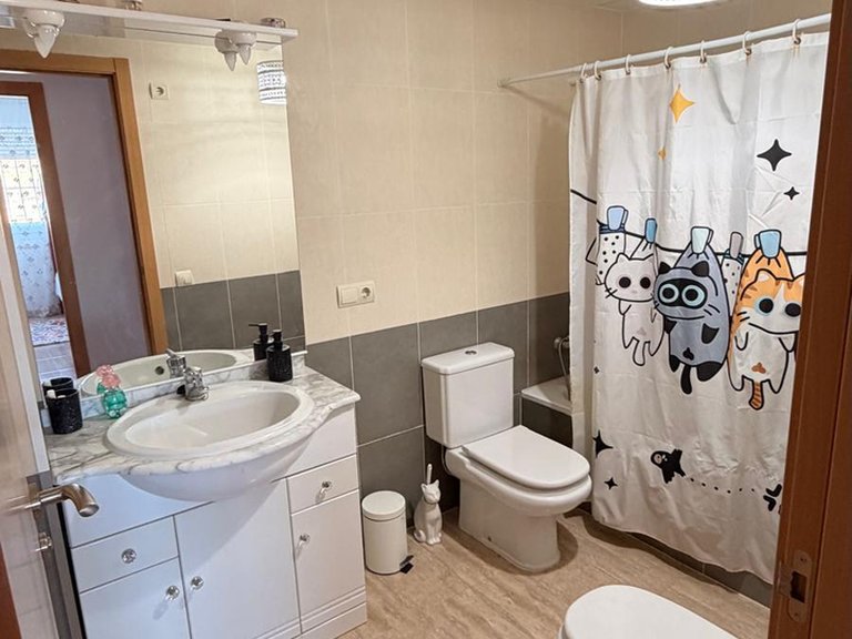 Piso Impecable en Camarles: Confort y Modernidad Listos para Estrenar 9