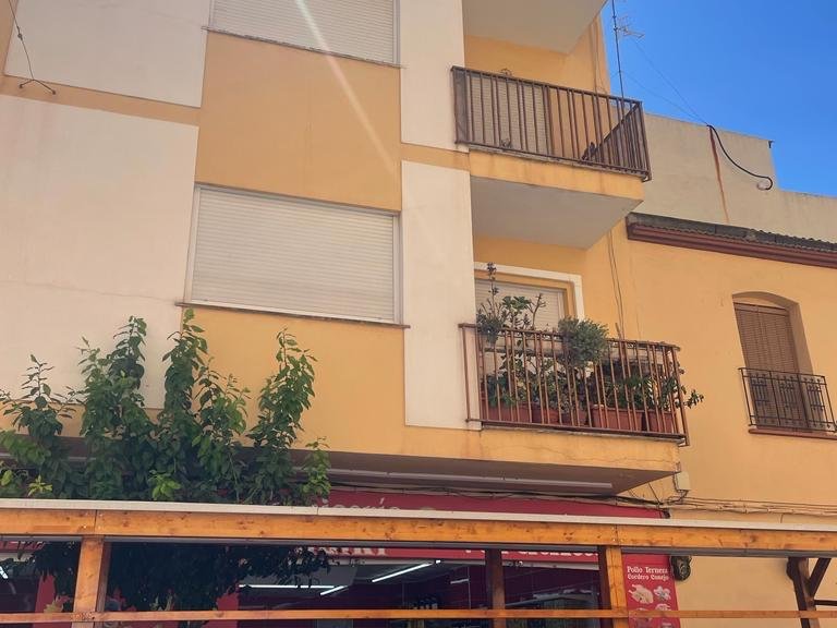 Luminoso Piso con Vistas Despejadas en el Corazón de Oropesa 1