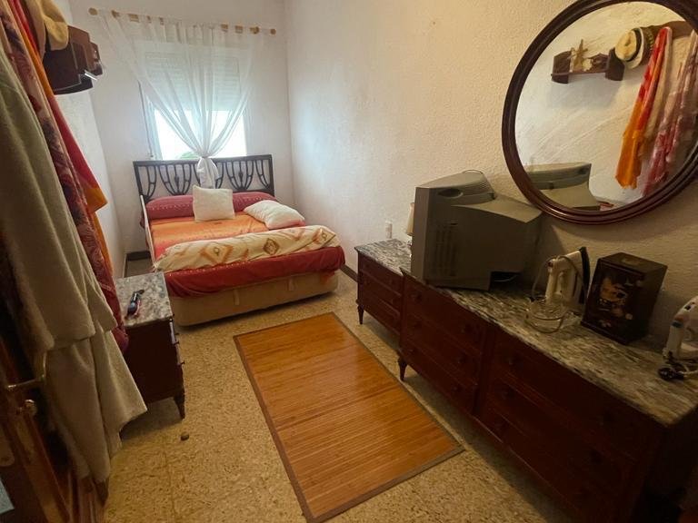 Luminoso Piso con Vistas Despejadas en el Corazón de Oropesa 12