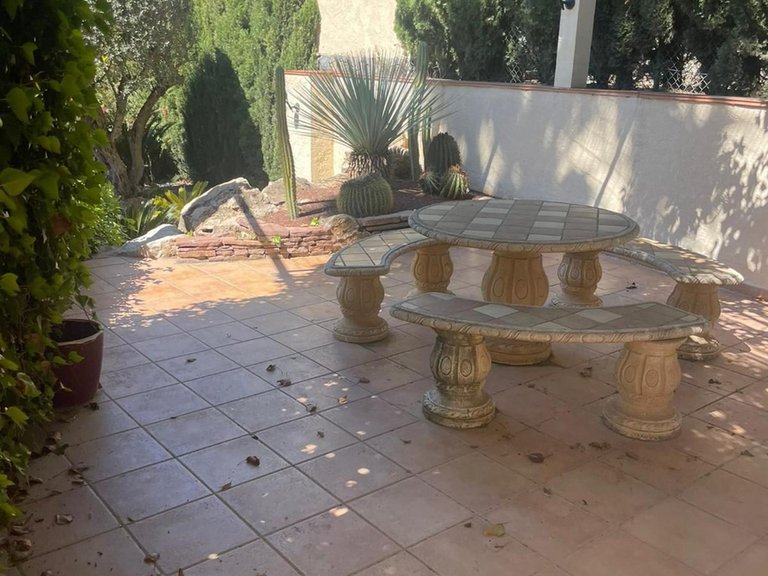 Exclusiva villa moderna en Altea con piscina privada y vistas a la montaña 3
