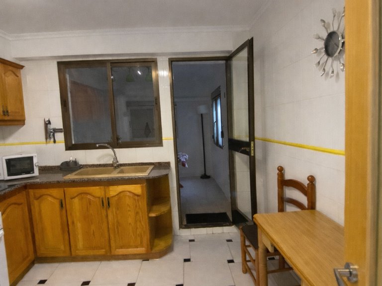 Vivienda en planta baja dentro de edificio de 5 alturas (sin ascensor), ideal para quienes valoran la accesibilidad y la comodidad diaria. 11