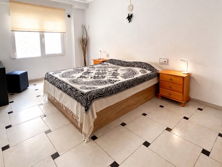 Vivienda en planta baja dentro de edificio de 5 alturas (sin ascensor), ideal para quienes valoran la accesibilidad y la comodidad diaria. 13