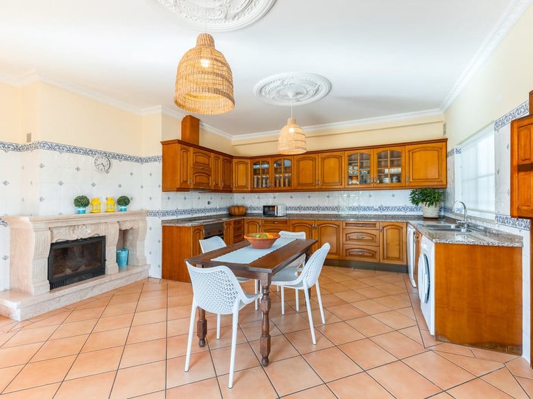 Villa for Sale in Almancil, Algarve 7