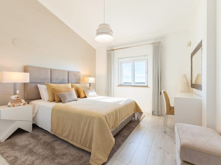 Villa for Sale in Almancil, Algarve 9