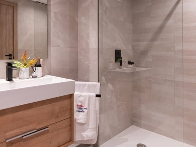 Apartment for Sale in Marbella, Malaga 18