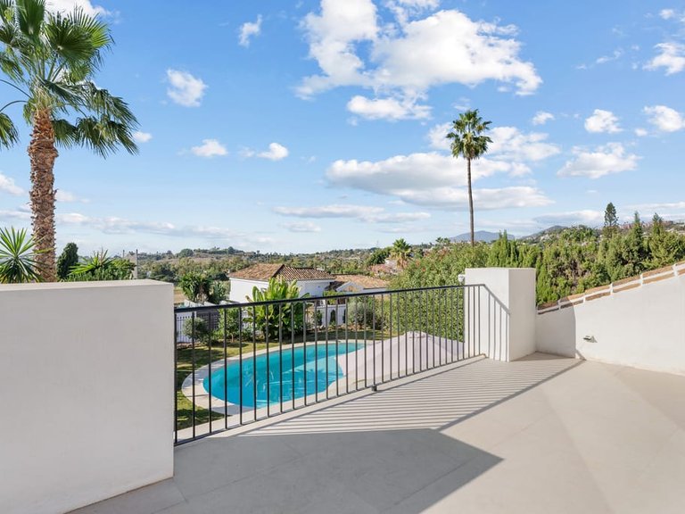 Villa for Sale in Marbella, Malaga 16