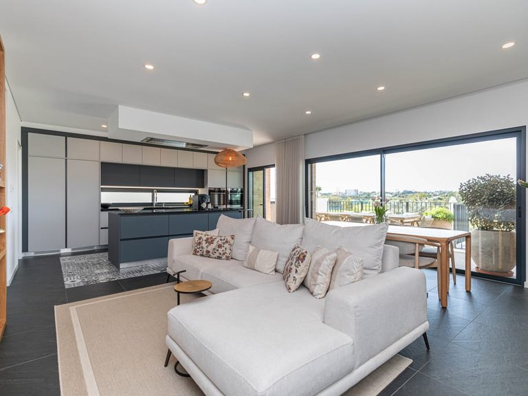 Villa for Sale in Quarteira, Algarve 13