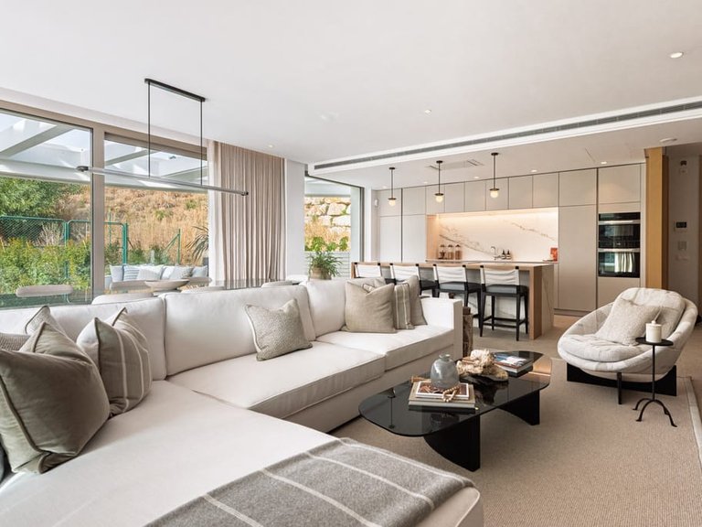 Apartment for Sale in Marbella, Malaga 8