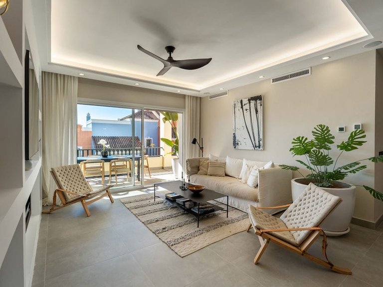 Villa for Sale in Marbella, Malaga 11