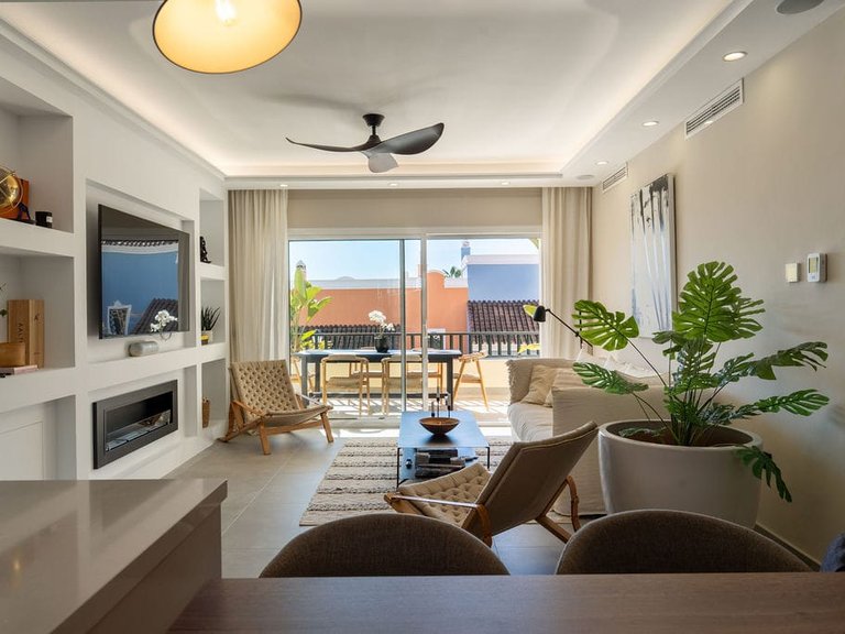Villa for Sale in Marbella, Malaga 12