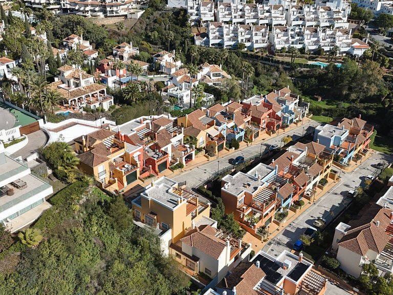 Villa for Sale in Marbella, Malaga 3