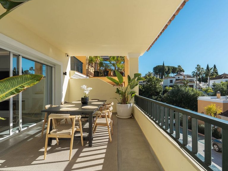 Villa for Sale in Marbella, Malaga 6