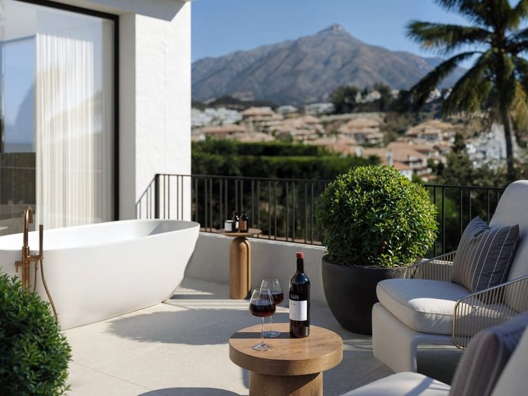 Villa for Sale in Marbella, Malaga 3