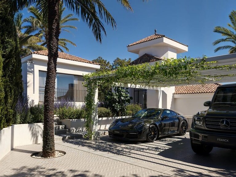 Villa for Sale in Marbella, Malaga 6