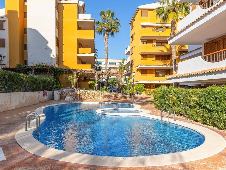 Apartment for Sale in Punta Prima, Alicante 5