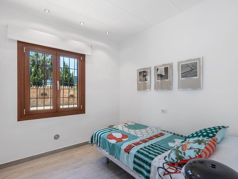 Villa for Sale in Punta Prima, Alicante 23