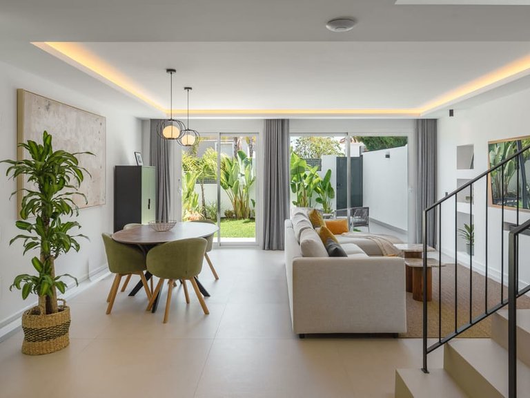 Villa for Sale in Marbella, Malaga 11