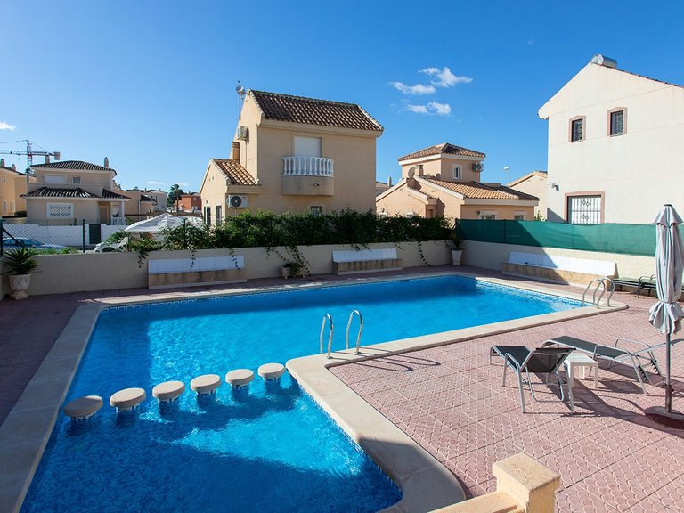 Villa for Sale in Center, Benijofar, Alicante 43