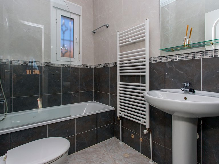 Villa for Sale in Center, Benijofar, Alicante 23