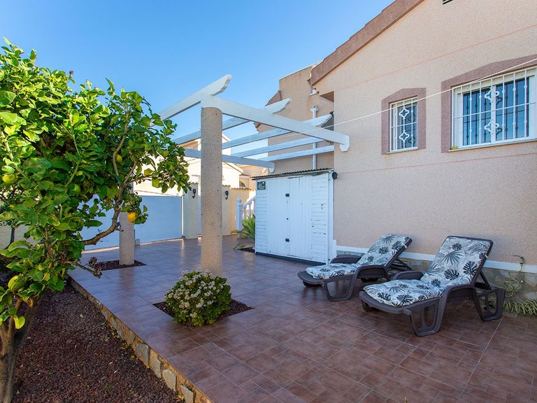 Villa for Sale in Center, Benijofar, Alicante 35
