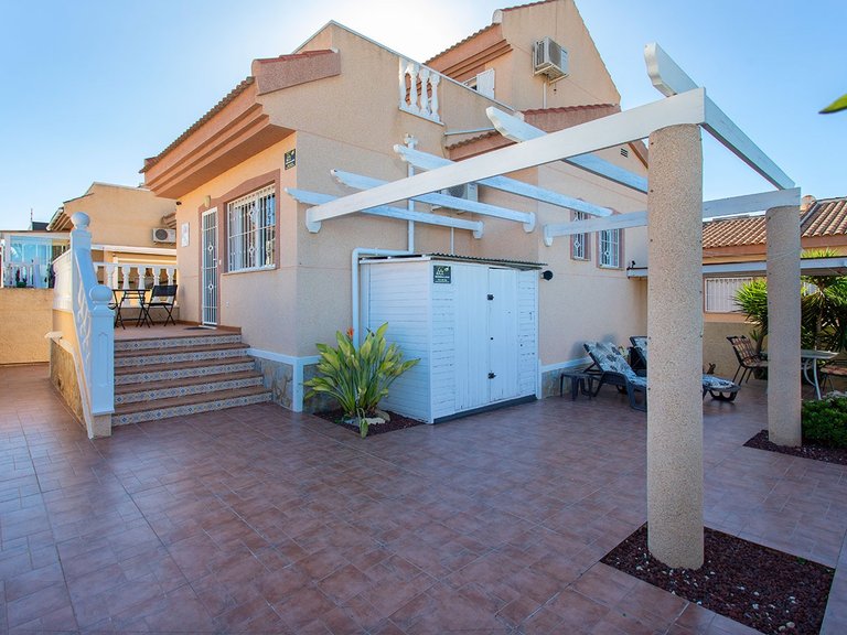 Villa for Sale in Center, Benijofar, Alicante 36