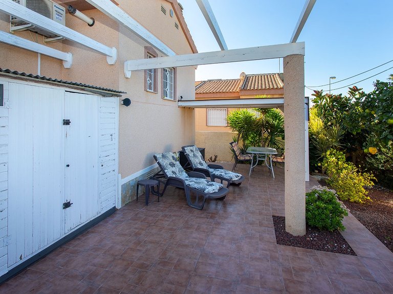 Villa for Sale in Center, Benijofar, Alicante 37