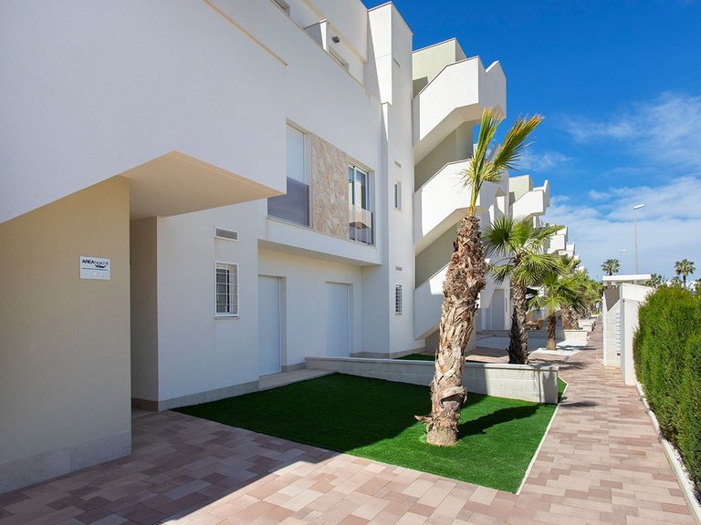 Penthouse for Sale in El Raso, Guardamar Del Segura, Alicante 39