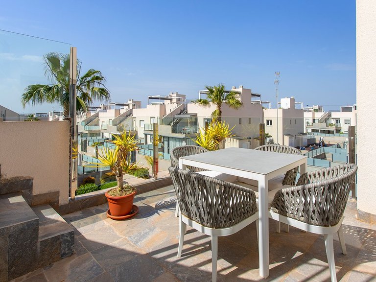 Town House for Sale in Aguas Nuevas, Torrevieja, Alicante 2