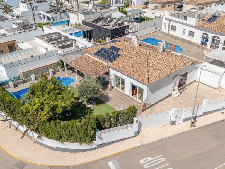 Villa for Sale in San Fulgencio, Alicante 3