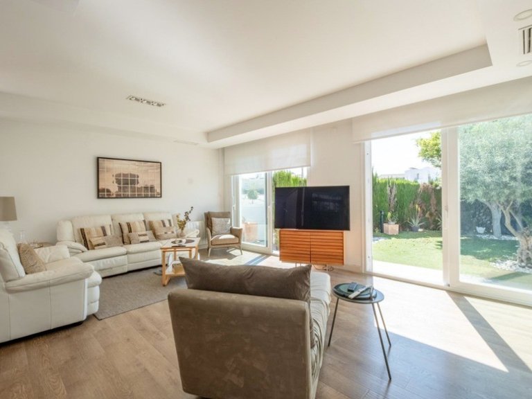 Villa for Sale in San Fulgencio, Alicante 13