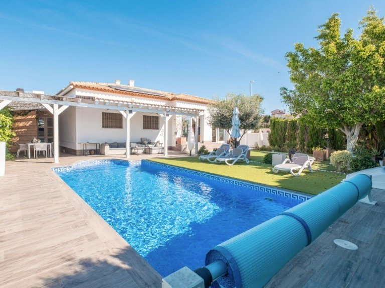 Villa for Sale in San Fulgencio, Alicante 6