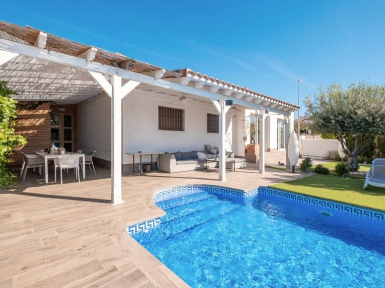 Villa for Sale in San Fulgencio, Alicante 5