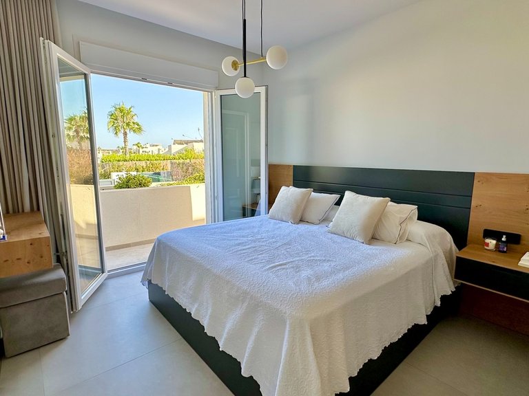 Villa for Sale in La Finca Golf Resort, Algorfa, Alicante 37