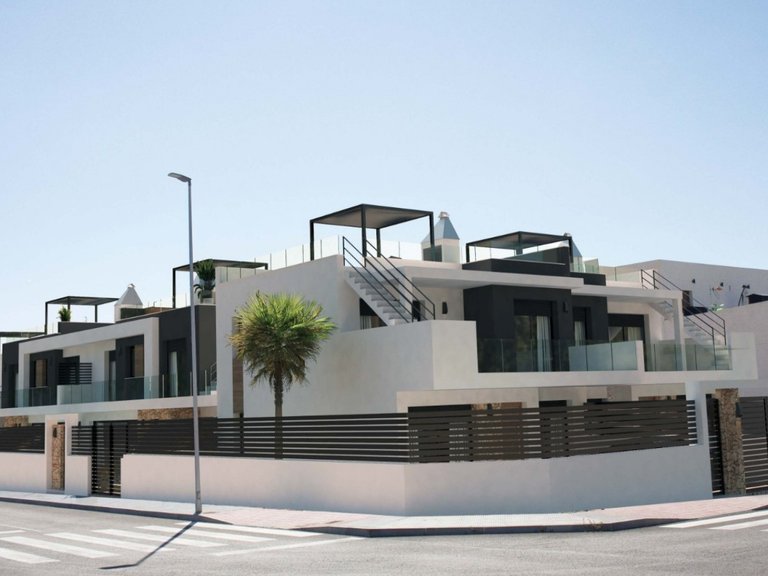 Town House for Sale in Los Montesinos, Alicante 4