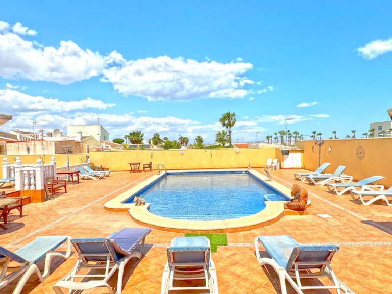 Villa for Sale in Los Balcones - Los Altos del Edén, Torrevieja, Alicante 22